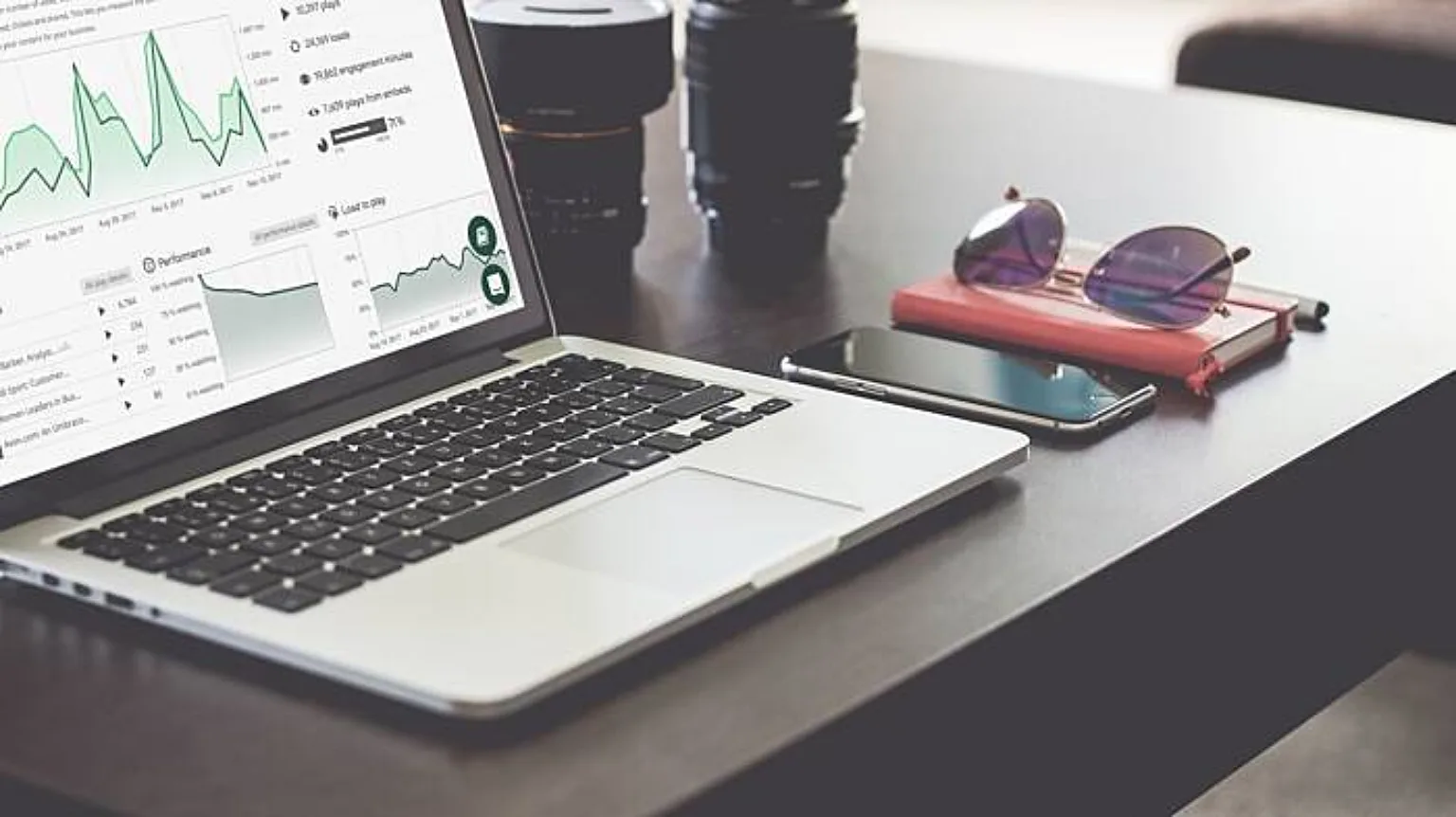 236d1a8ba61048cc9f404552fcaff609 24 1920